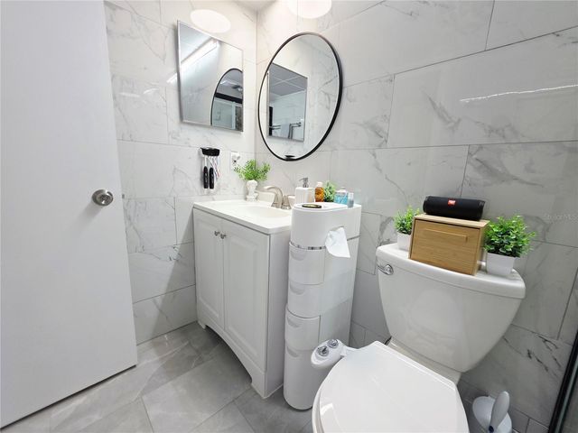 6960 20TH AVENUE N 302, St Petersburg, FL 33710