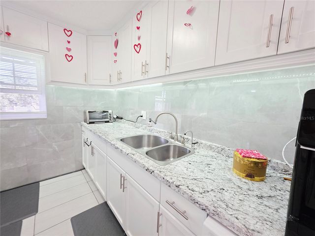 6960 20TH AVENUE N 302, St Petersburg, FL 33710