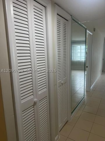 330 SE 2nd St 202E, Hallandale Beach, FL 33009