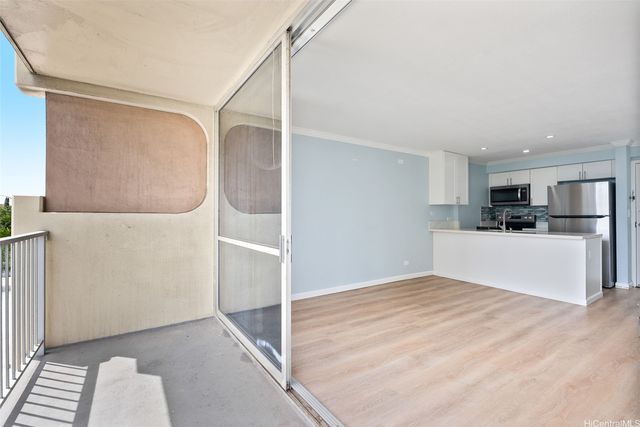 98-450 Koauka Loop 208, Aiea, HI 96701