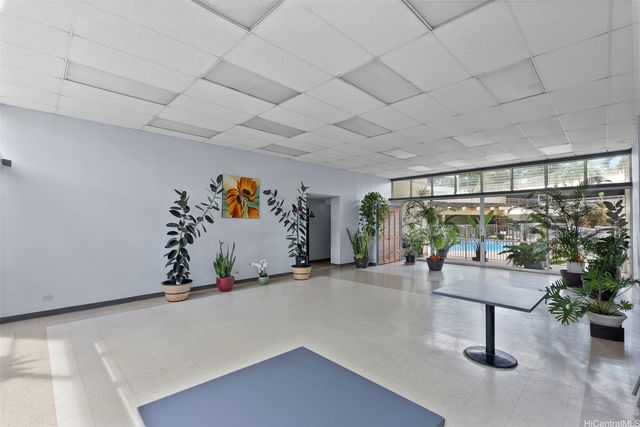 98-450 Koauka Loop 208, Aiea, HI 96701