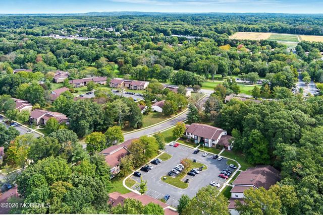 154 Cross Slope Court G, Manalapan, NJ 07726