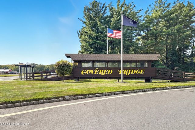154 Cross Slope Court G, Manalapan, NJ 07726