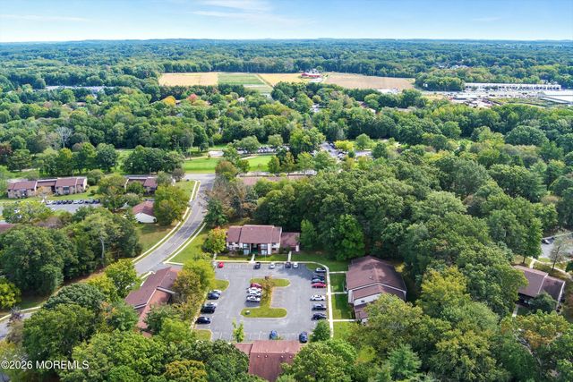 154 Cross Slope Court G, Manalapan, NJ 07726