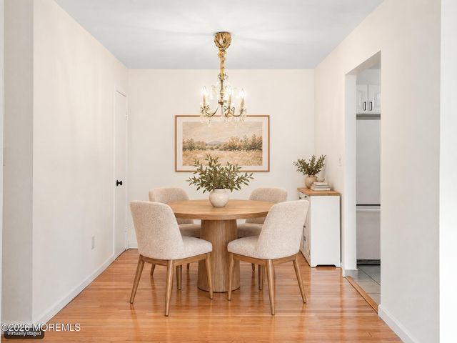 154 Cross Slope Court G, Manalapan, NJ 07726