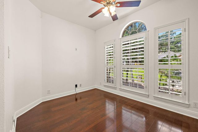 131 Molokini DR, Bastrop, TX 78602