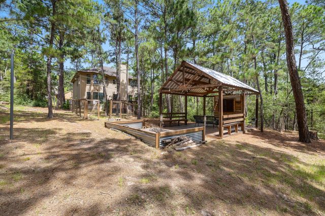 131 Molokini DR, Bastrop, TX 78602