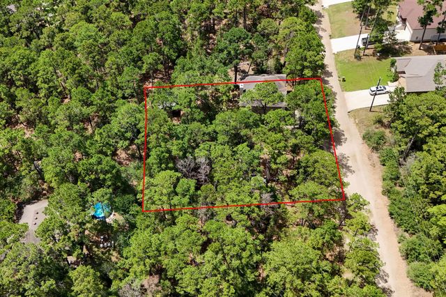 131 Molokini DR, Bastrop, TX 78602