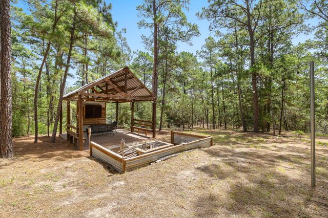 131 Molokini DR, Bastrop, TX 78602