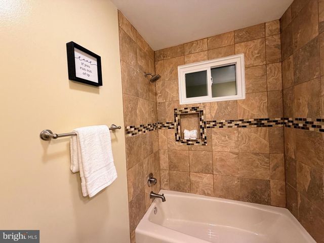 4522 TAPSCOTT RD, Pikesville, MD 21208