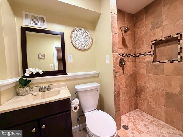 4522 TAPSCOTT RD, Pikesville, MD 21208