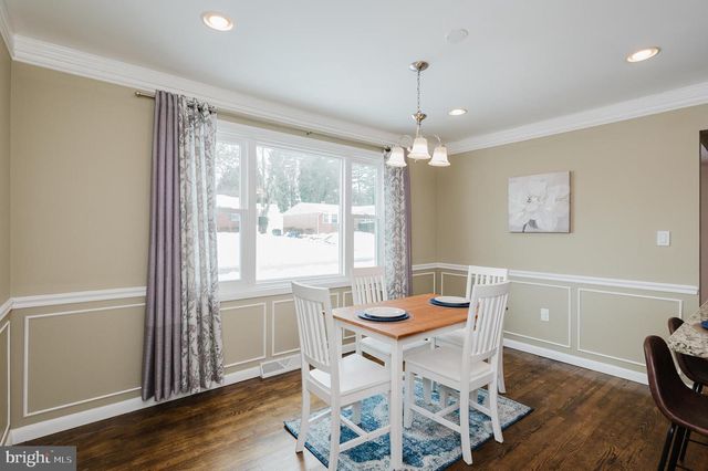 4522 TAPSCOTT RD, Pikesville, MD 21208