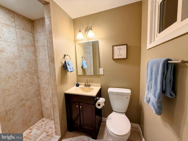 4522 TAPSCOTT RD, Pikesville, MD 21208