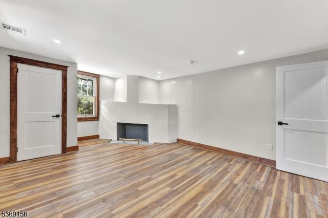 18 Edge Hill Rd, Blairstown Twp., NJ 07825