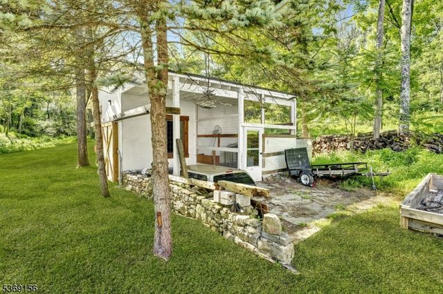 18 Edge Hill Rd, Blairstown Twp., NJ 07825