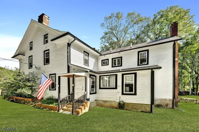 18 Edge Hill Rd, Blairstown Twp., NJ 07825