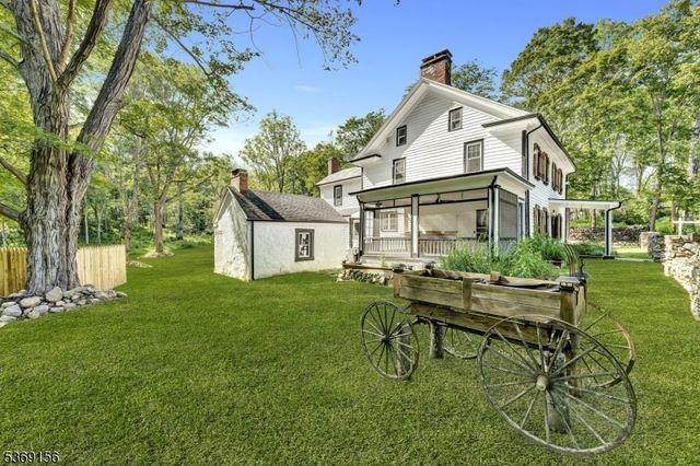 18 Edge Hill Rd, Blairstown Twp., NJ 07825