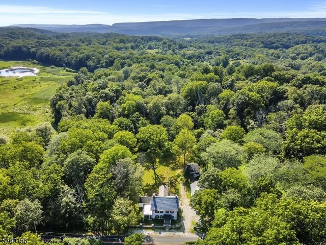 18 Edge Hill Rd, Blairstown Twp., NJ 07825