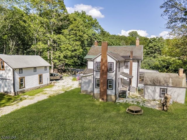 18 Edge Hill Rd, Blairstown Twp., NJ 07825