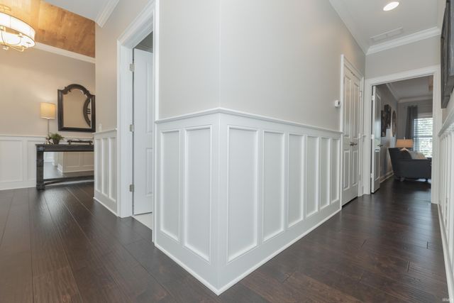17 Victoria Drive, Newburgh, IN 47630
