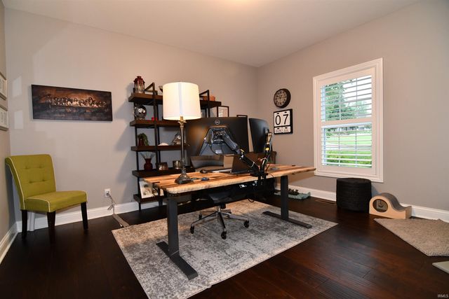 17 Victoria Drive, Newburgh, IN 47630
