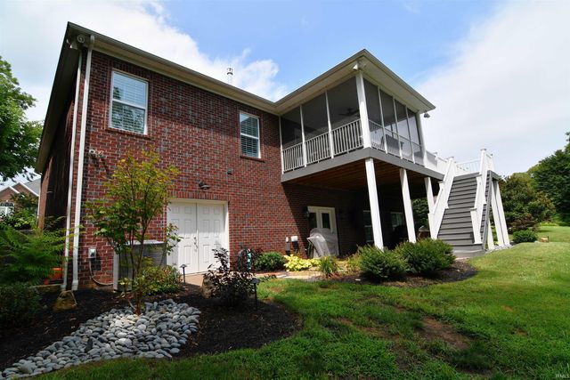 17 Victoria Drive, Newburgh, IN 47630