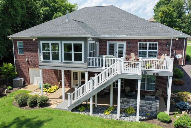17 Victoria Drive, Newburgh, IN 47630