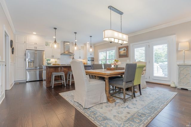 17 Victoria Drive, Newburgh, IN 47630