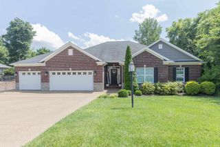17 Victoria Drive, Newburgh, IN 47630