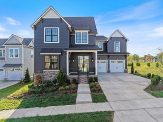 1006 Poplar Farms Dr, Franklin, TN 37067