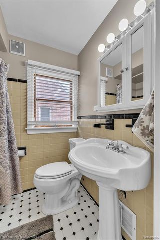 2659 Culver Avenue, Dearborn, MI 48124