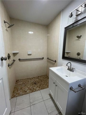 604 W Mesquite Avenue, San Juan, TX 78589