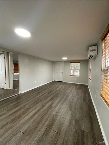 604 W Mesquite Avenue, San Juan, TX 78589