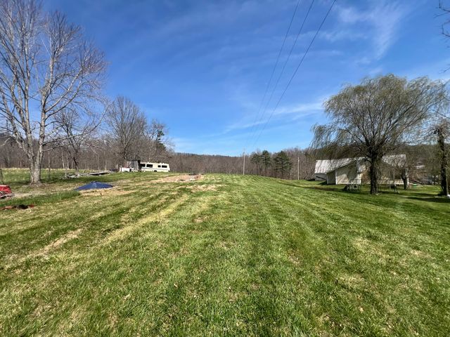 447 Arkle Road, Gray, KY 40734