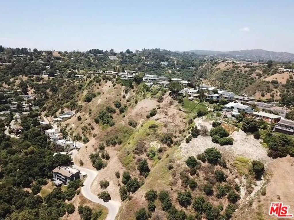 0 Camino De La Cumbre, Sherman Oaks (los Angeles), CA 91423