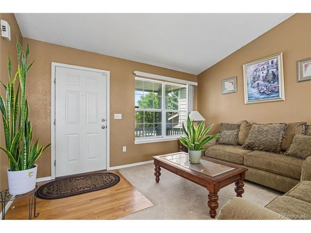 22398 E Oxford Dr, Aurora, CO 80018
