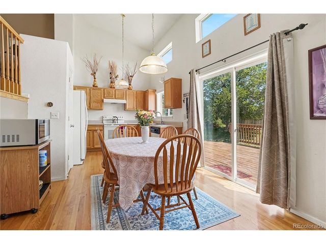 22398 E Oxford Dr, Aurora, CO 80018