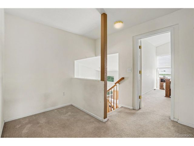 22398 E Oxford Dr, Aurora, CO 80018