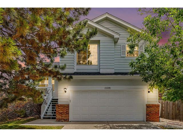 22398 E Oxford Dr, Aurora, CO 80018