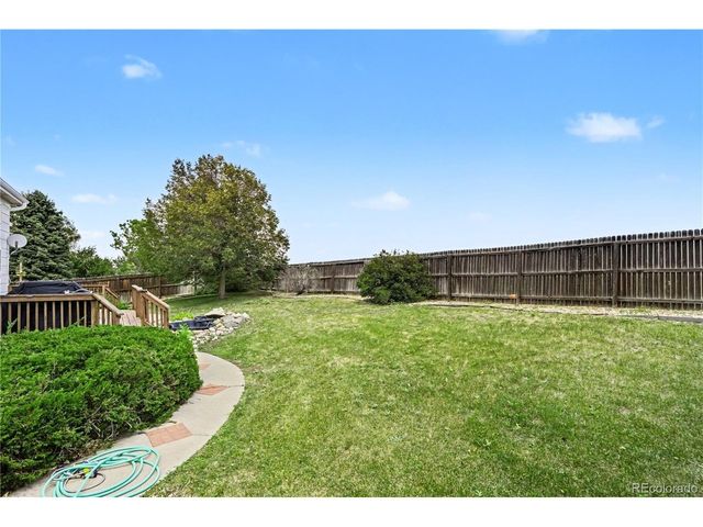 22398 E Oxford Dr, Aurora, CO 80018