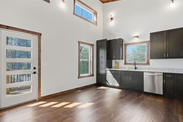 890 Joliet Drive, Ellijay, GA 30540