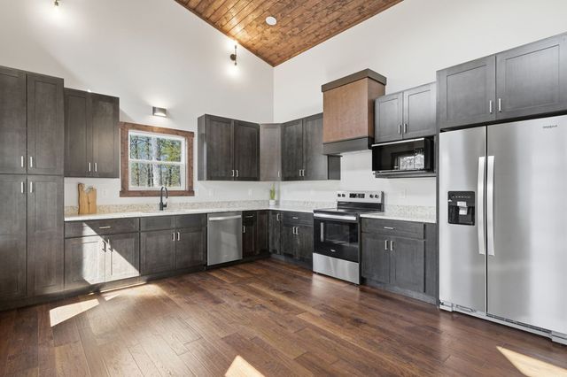 890 Joliet Drive, Ellijay, GA 30540