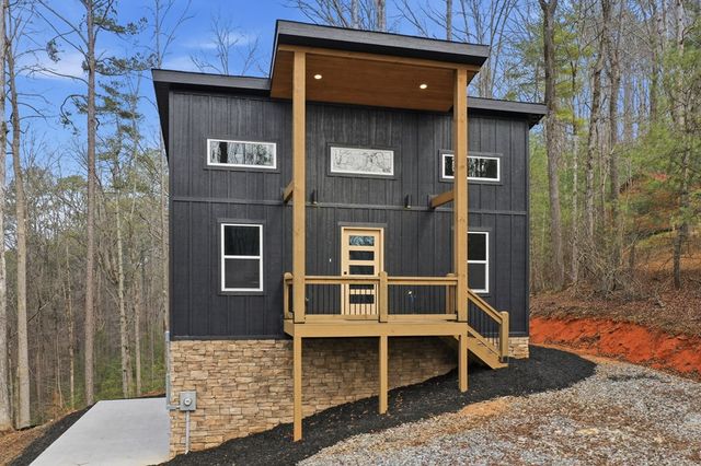 890 Joliet Drive, Ellijay, GA 30540