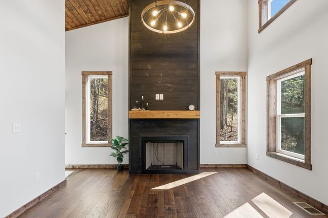 890 Joliet Drive, Ellijay, GA 30540