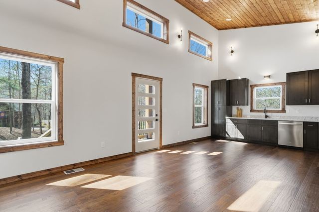 890 Joliet Drive, Ellijay, GA 30540