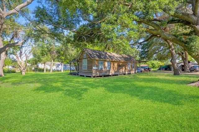 3921 Almeda Genoa Road, Houston, TX 77047
