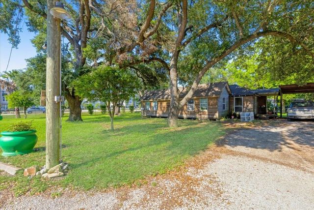 3921 Almeda Genoa Road, Houston, TX 77047