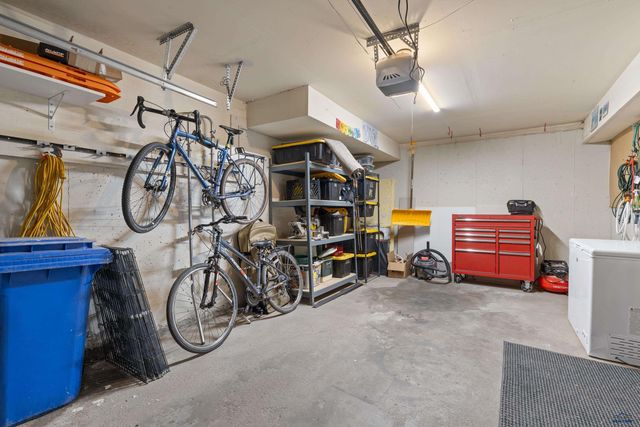1172 PARKWOOD RD, Rapid City, SD 57701