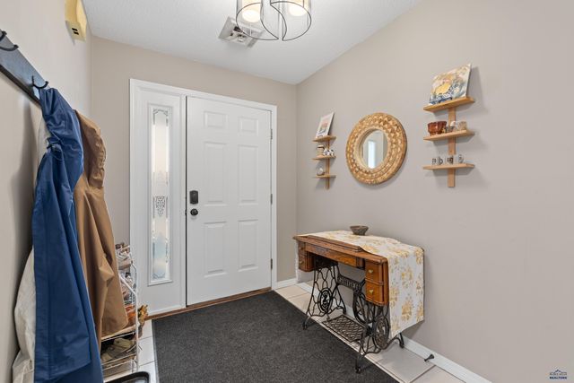 1172 PARKWOOD RD, Rapid City, SD 57701