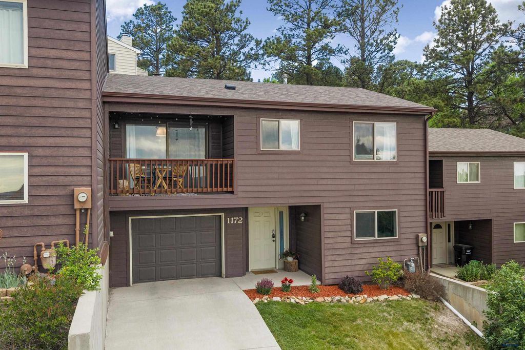 1172 PARKWOOD RD, Rapid City, SD 57701